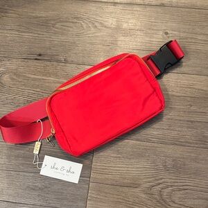 🆕 She & Sho Adjustable Red Belt Bag! NWT!💥💥